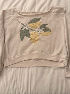 Hollister Cream Cropped Sweatshirt with Yellow Lemon Applique